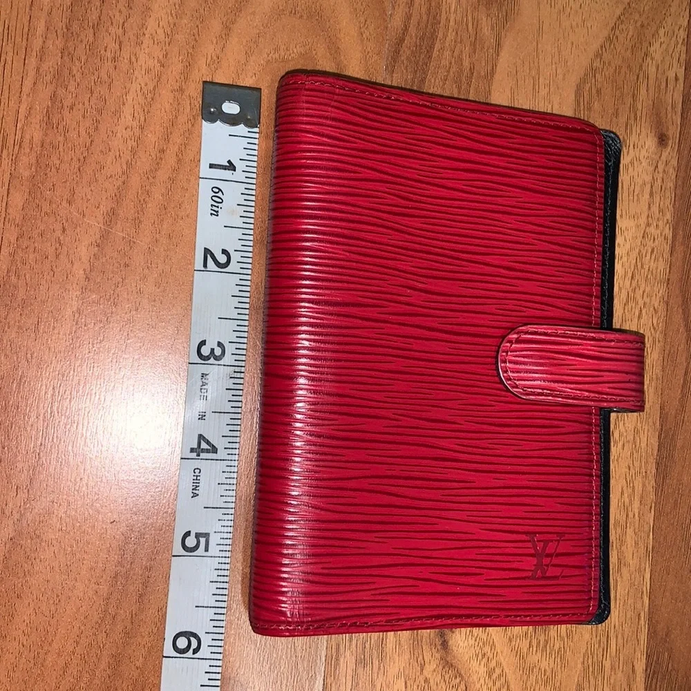 Authentic Louis Vuitton Epi Leather Agenda
